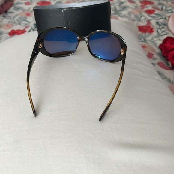 Prada Sunglasses with case. Made in Italy. - Picture 2 of 3
